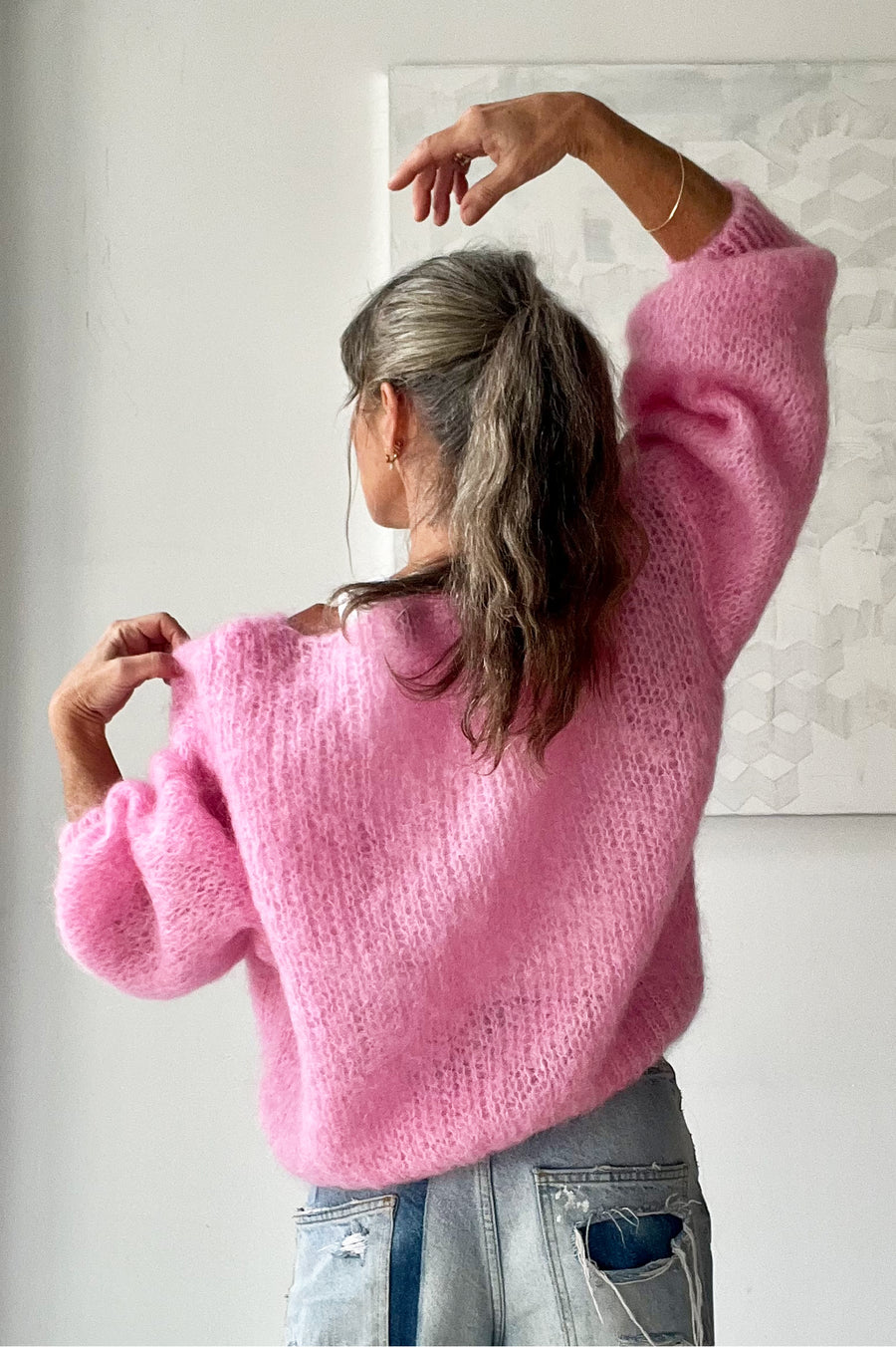 V-Neck Sweater - Pink