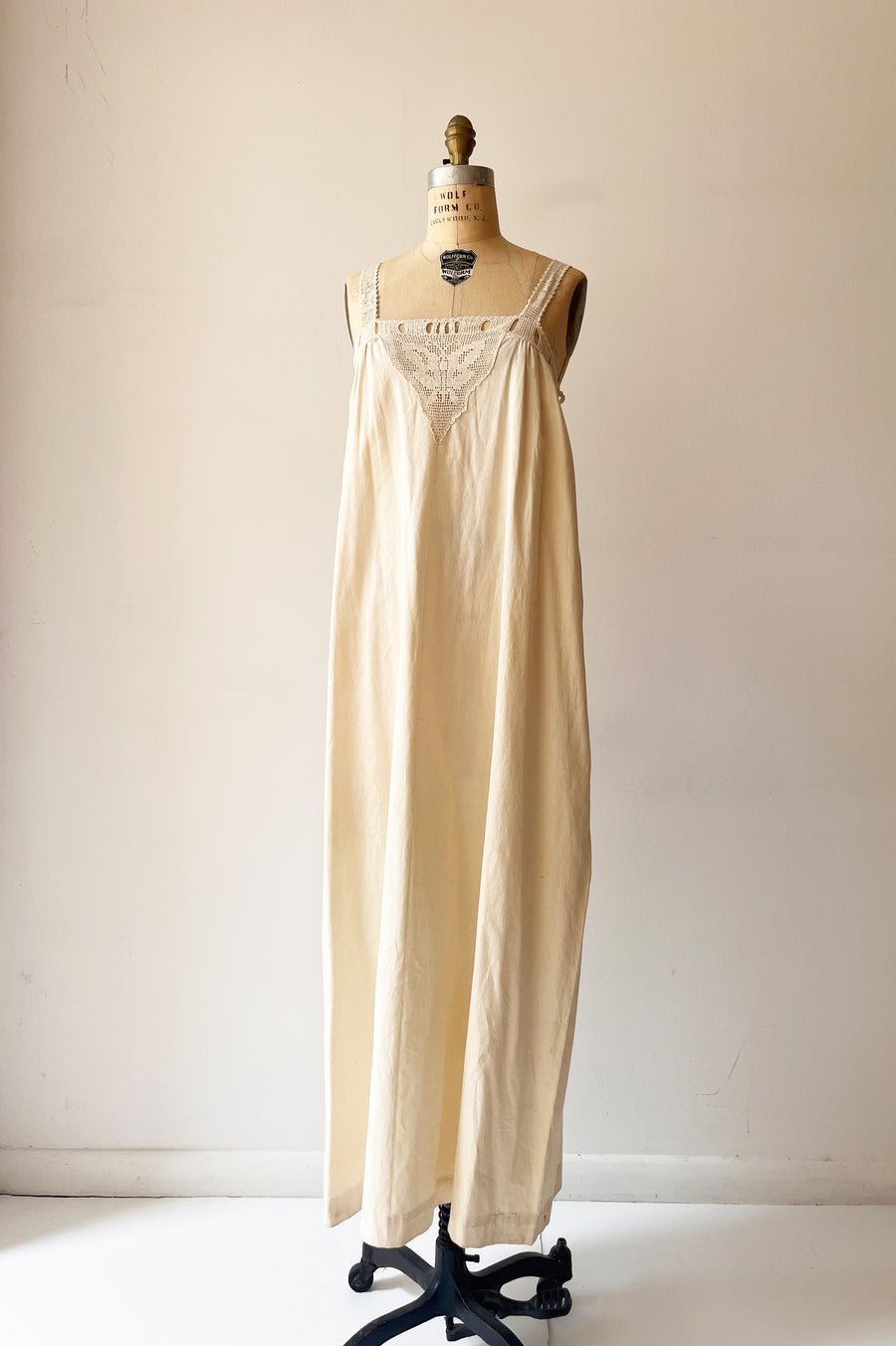 Vintage Maxi Dress with Embroidery