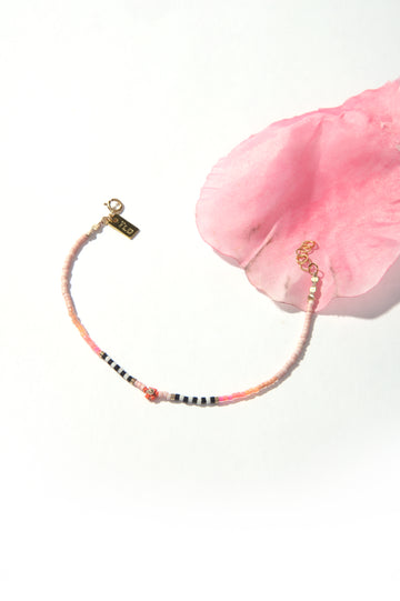 Garden Bracelet - Tiny Flower Pink