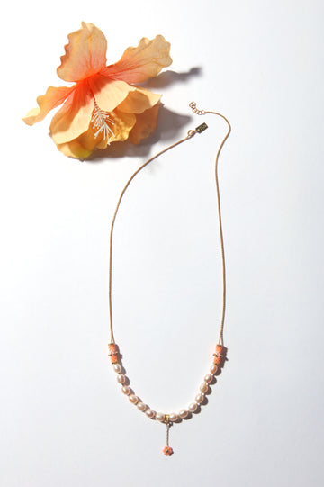 Garden Necklace - Pearl Big Half