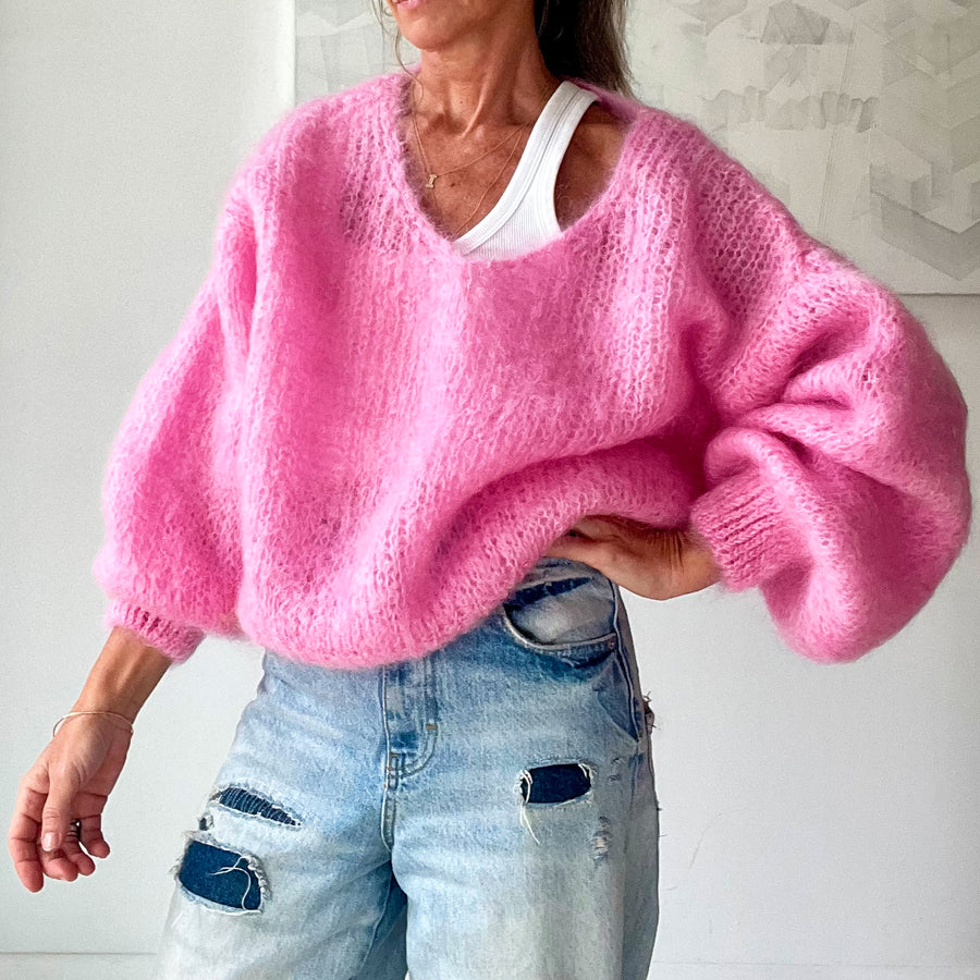 V-Neck Sweater - Pink