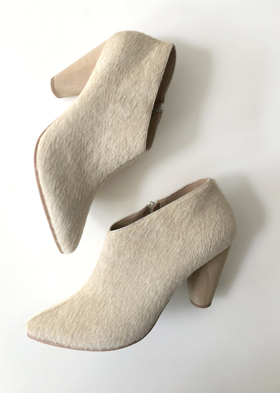 Huma Blanco Booties