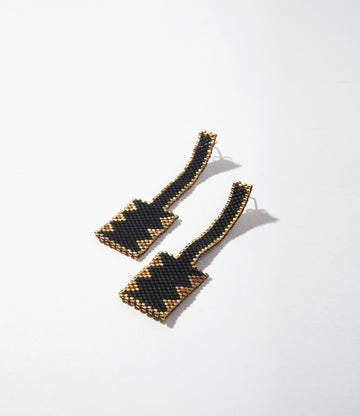 Dune Beaded Black Earrings