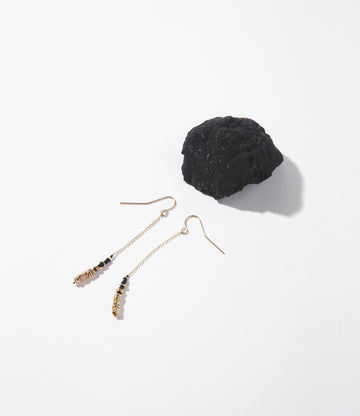 Lune Noir Crystals Long Earrings