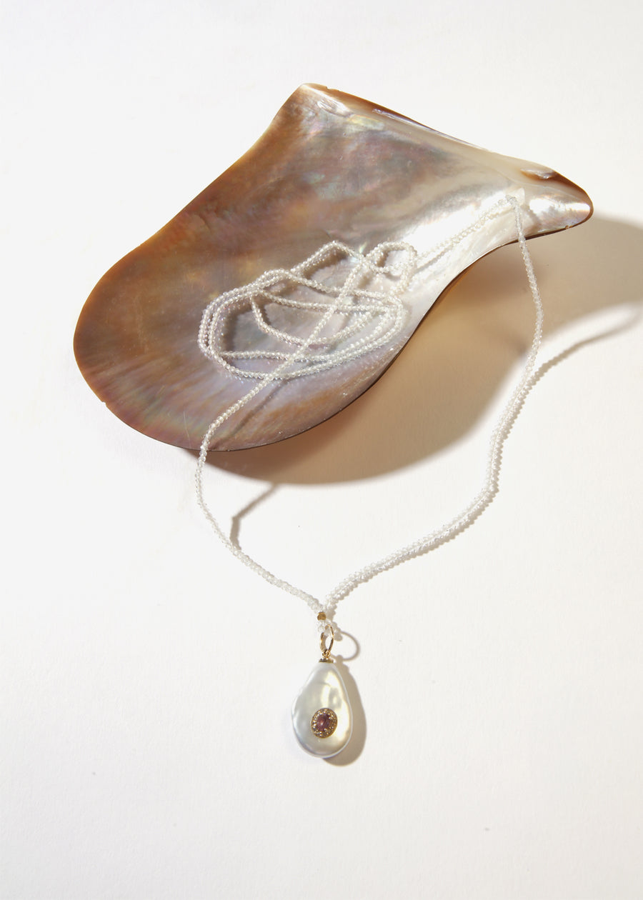 ÖNA Necklace - Pearl on Topaz