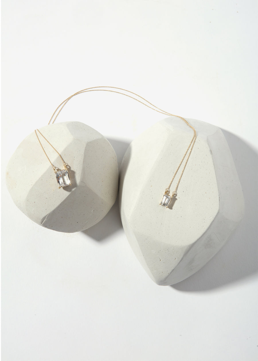 ÖNA Necklace - Topaz Scapulario
