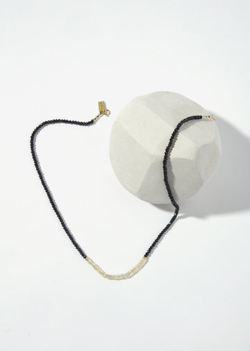 ÖNA Necklace - Spinel and Opal