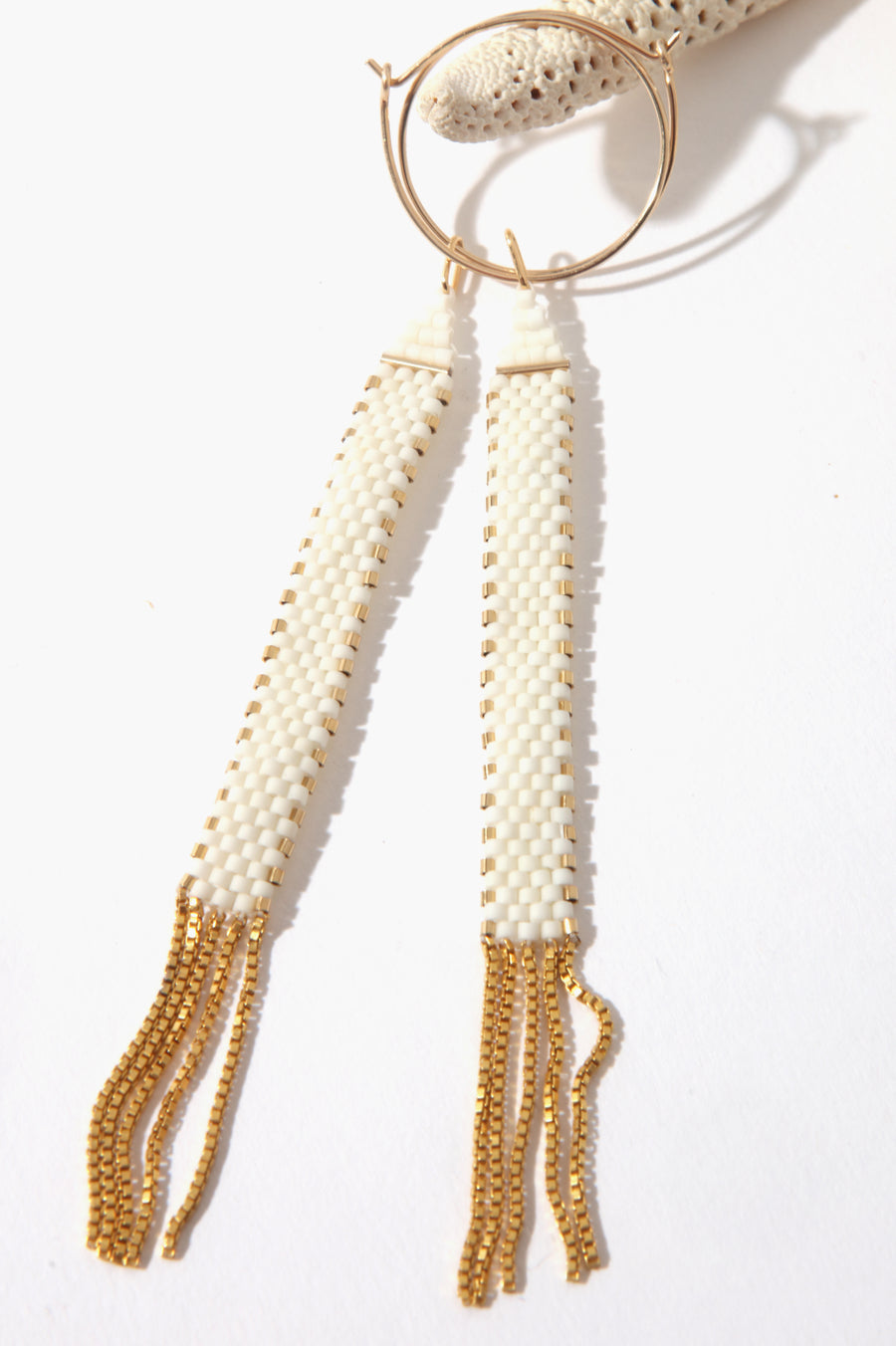 Queen & Tulip Fringe Bone Earrings