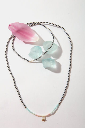 Queen & Tulip All Beads Necklace