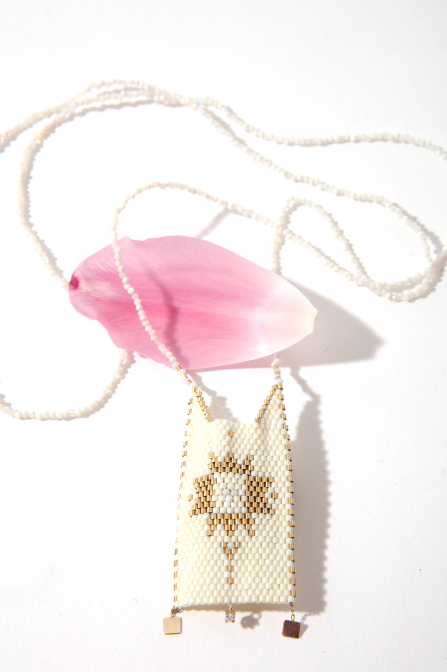 Queen & Tulip Beaded Opal Star on Opals