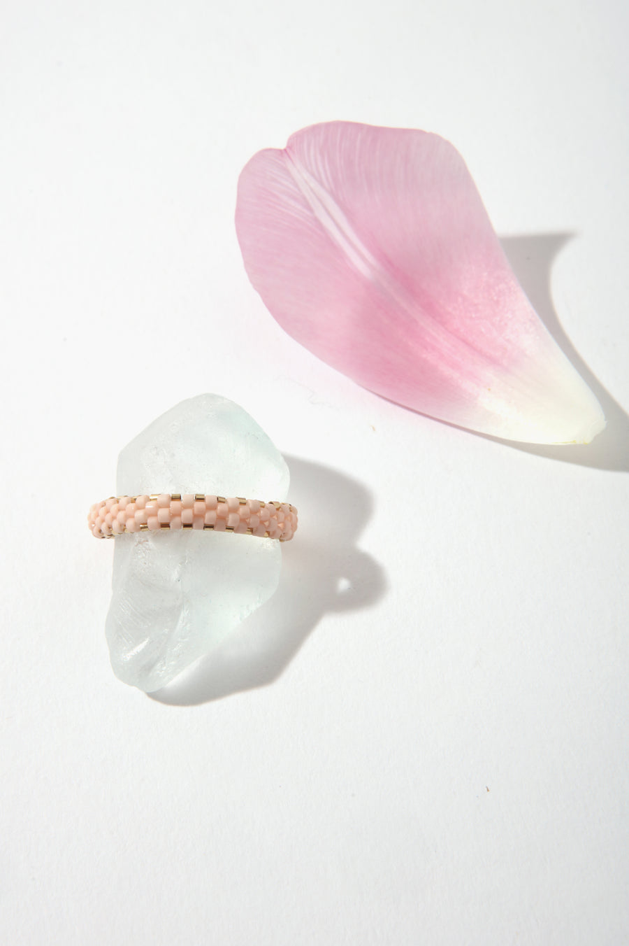 Queen & Tulip Band Ring - Blush