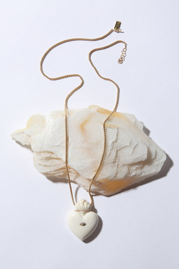 Sagrado Necklace - Sacred Heart