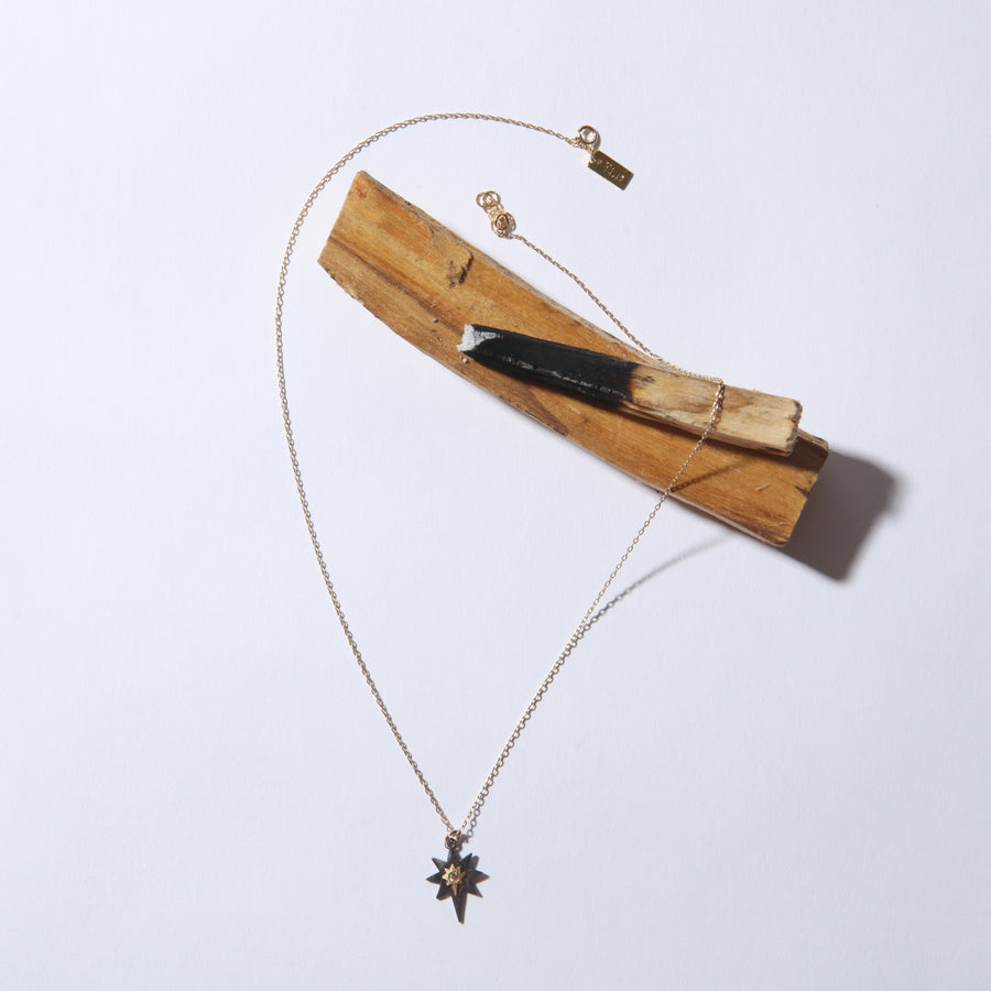 Sagrado Necklace - Black Shooting Star and Diamond